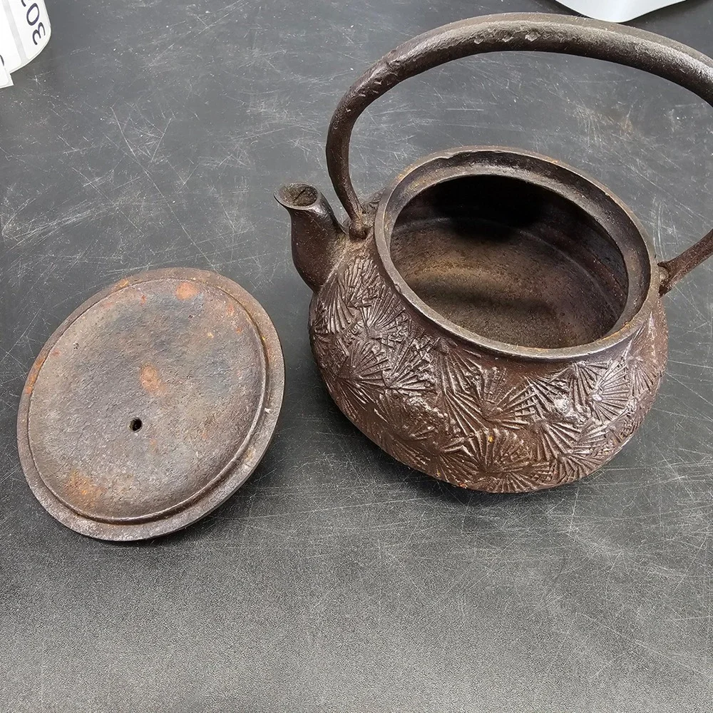 Vintage Japanese Nambu Tekki Cast Iron Tetsubin Teapot Pine Needle 0.5L